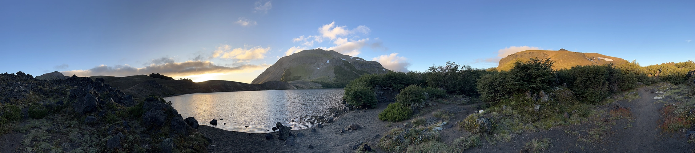 Villarrica Traverse landscape